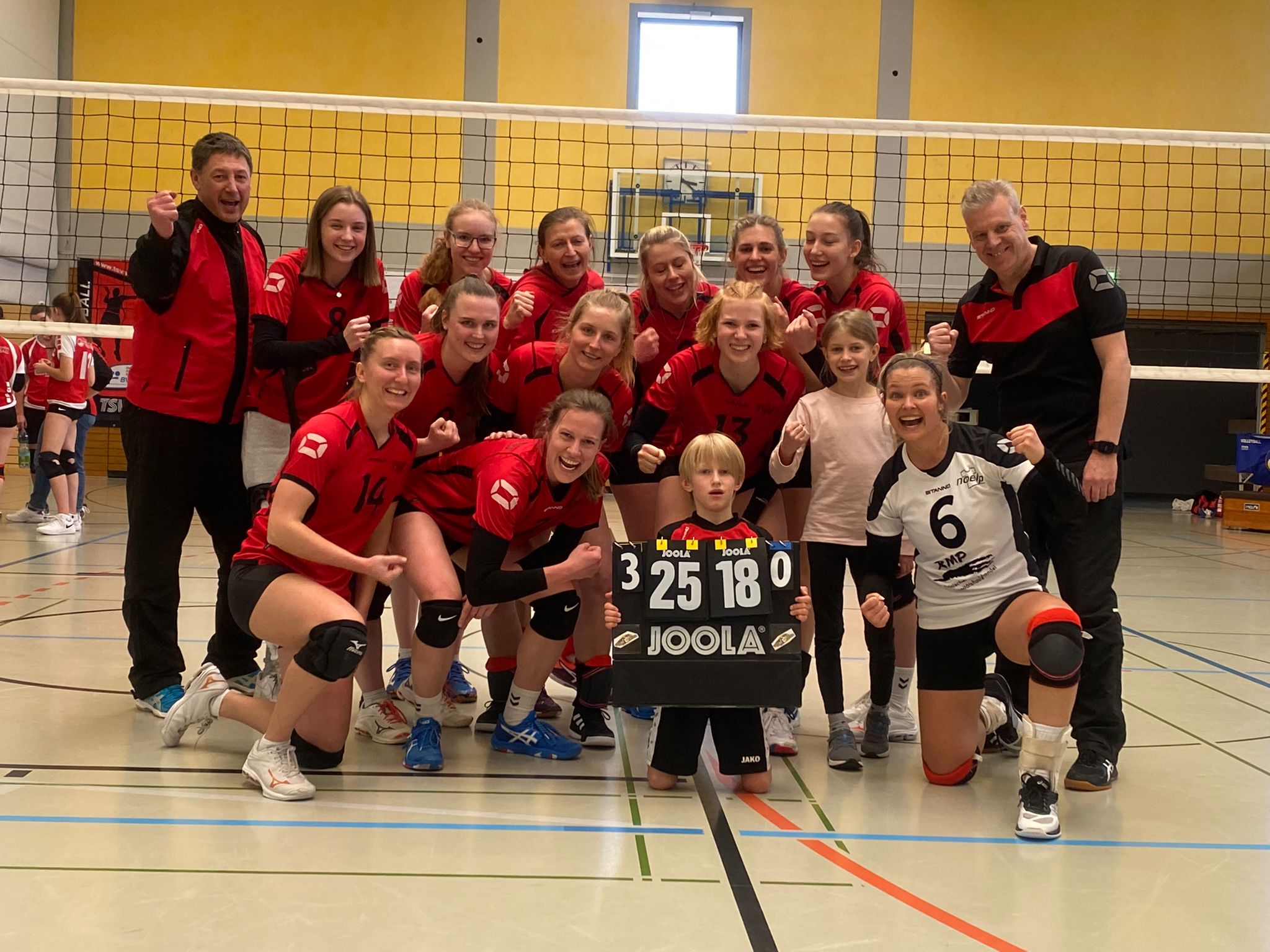 Ansbacher Damen 2 erobern Tabellenspitze der Landesliga